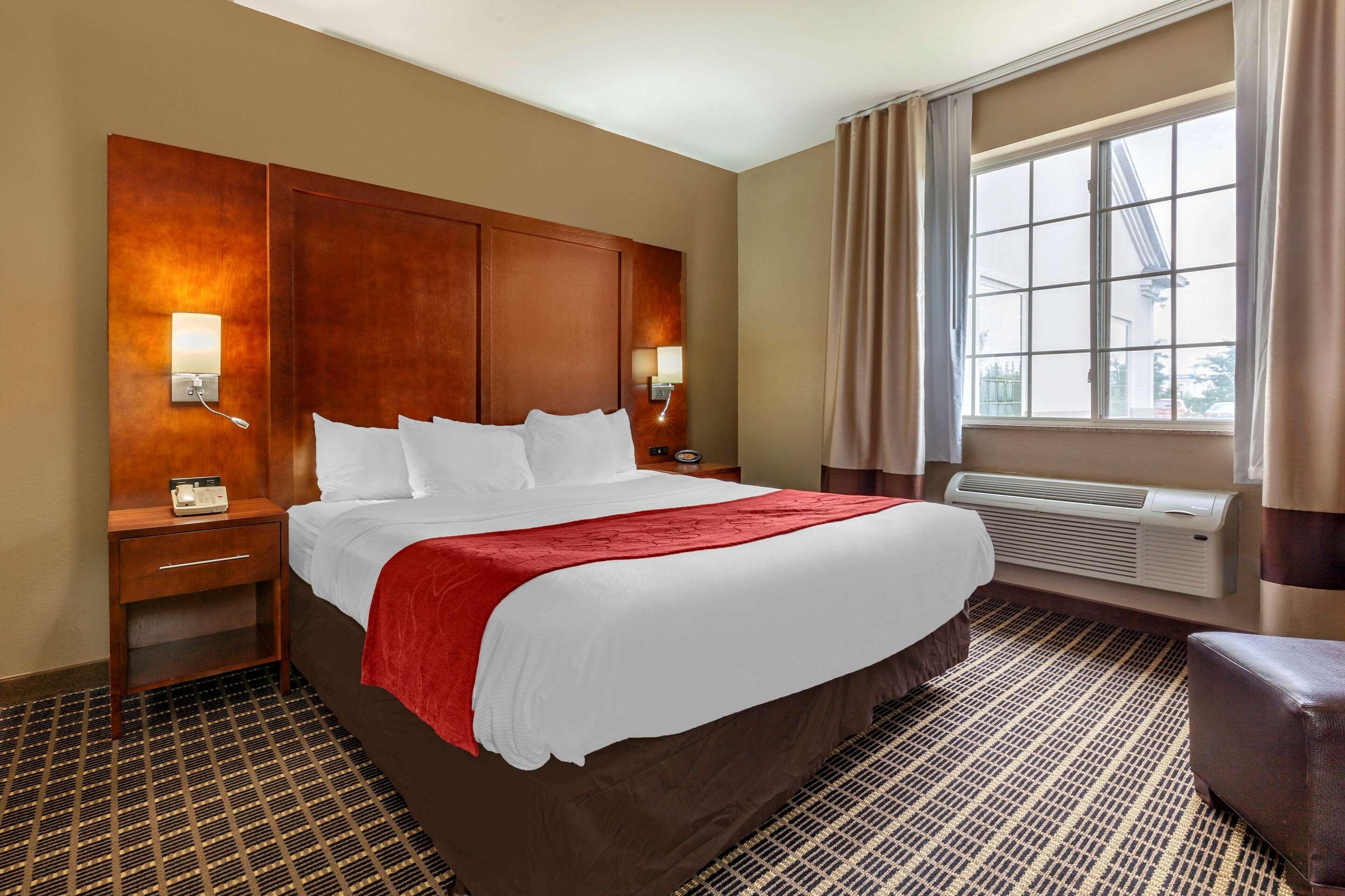 Comfort Suites Delavan - Lake Geneva Area Экстерьер фото